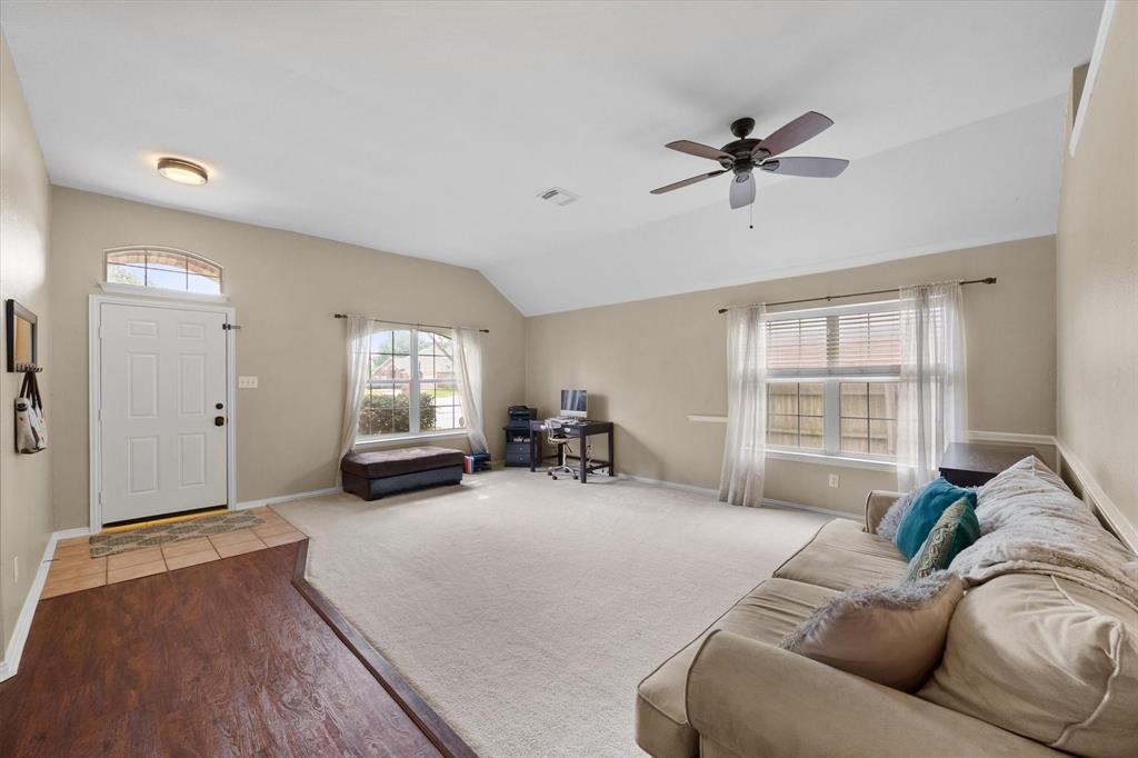 13 Willowstone Court