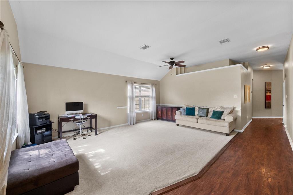 13 Willowstone Court