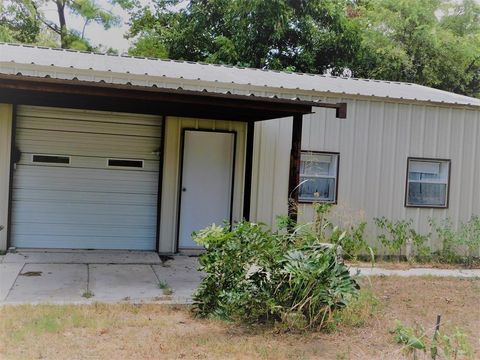 116 S S Brewster Street Rising Star TX 76471