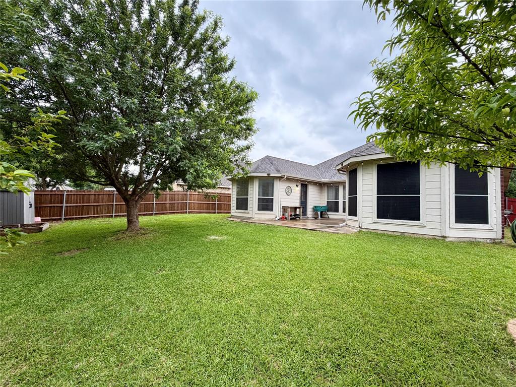 6822 Highland Crest Lane