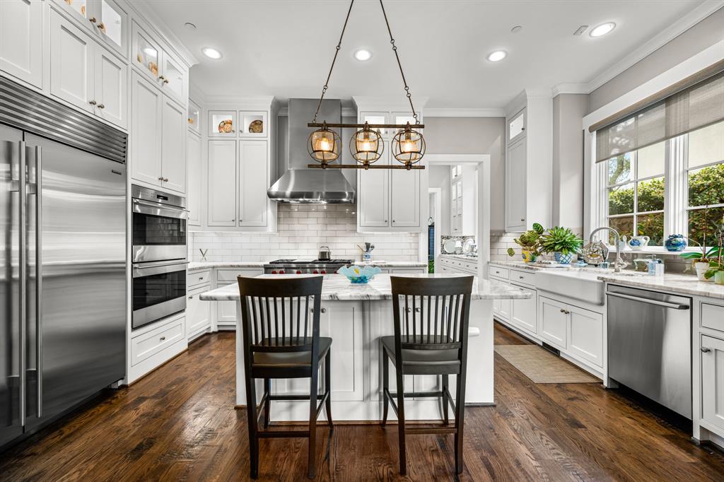 UNIVERSITY HEIGHTS - Residential