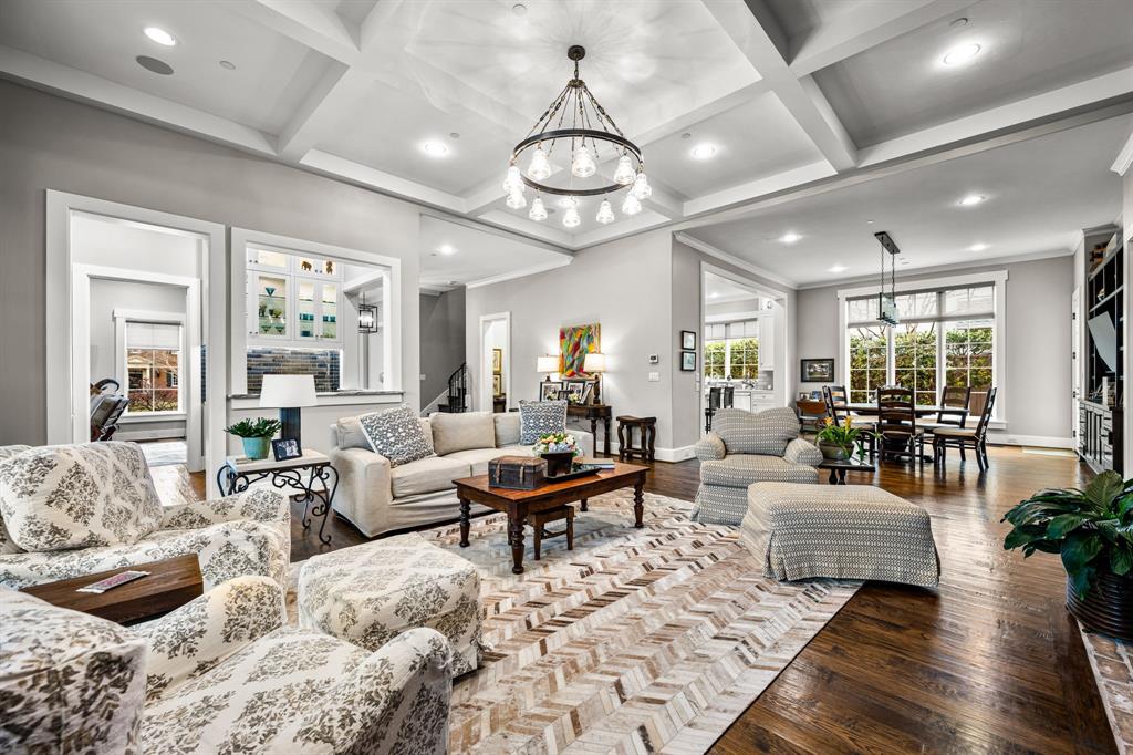UNIVERSITY HEIGHTS - Residential