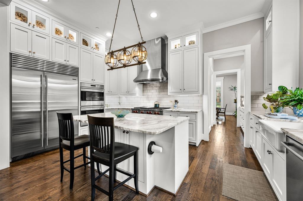 UNIVERSITY HEIGHTS - Residential