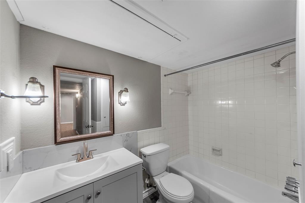 Birchbrook 02 Condos - Residential