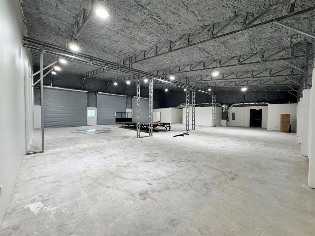 1010 Contractors Circle D-1 and #D-2