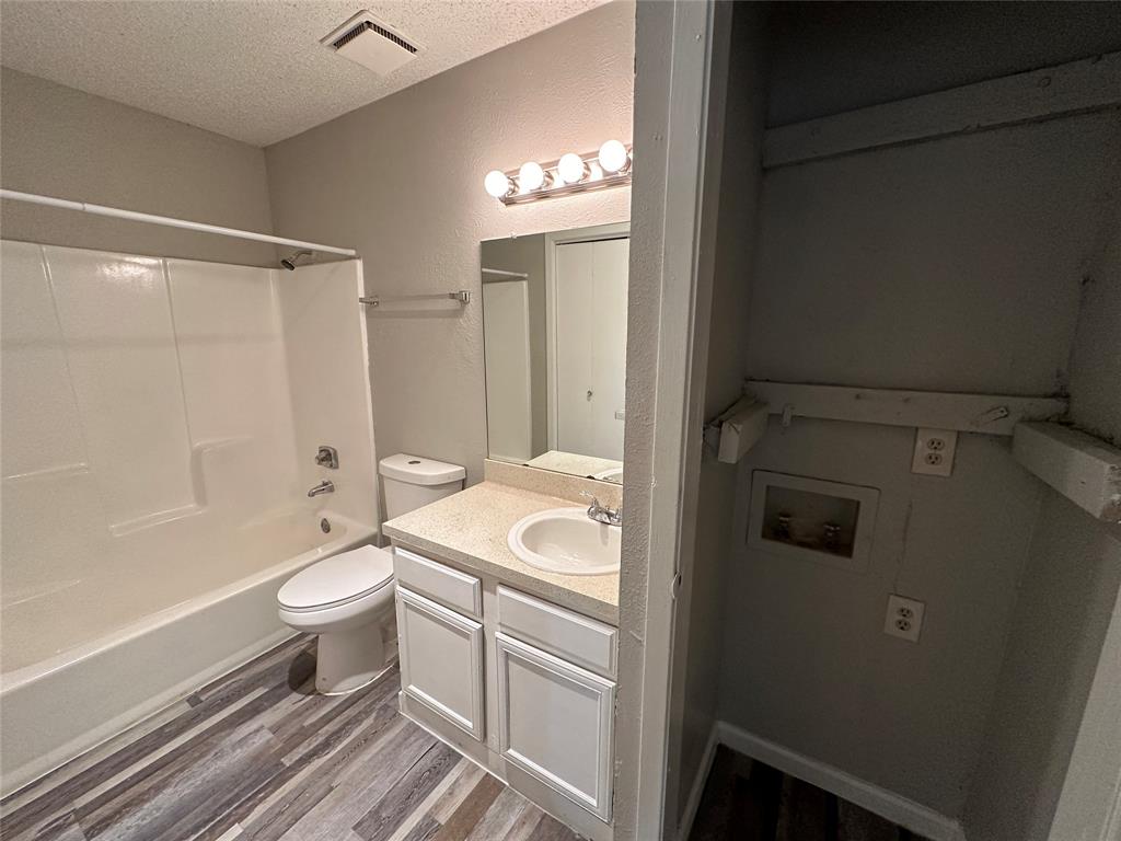 Trinity Meadows Condos - Residential Lease