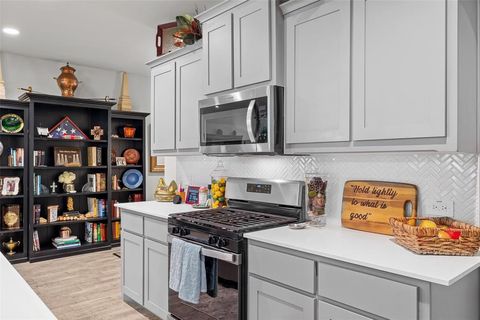 Tiny photo for 1119 Keystone Drive, Granbury, TX 76048 (MLS # 21327011)
