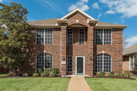 Photo of 8809 Greenwood Trail, Rowlett, TX 75088 (MLS # 21314464)