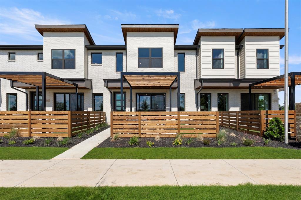 Ten Mile Creek - Residential