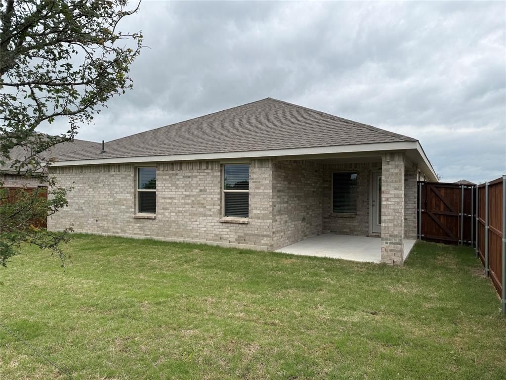 4121 Limestone Bluff Drive