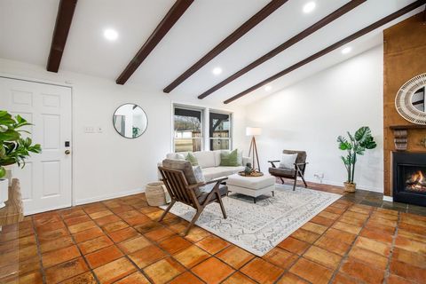 Tiny photo for 917 Warfield Way, Richardson, TX 75080 (MLS # 21197356)