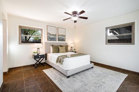 Tiny photo for 917 Warfield Way, Richardson, TX 75080 (MLS # 21197356)