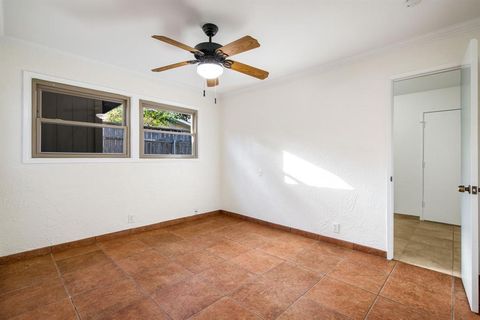 Tiny photo for 917 Warfield Way, Richardson, TX 75080 (MLS # 21197356)