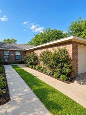560 W ELM ST APT C, STEPHENVILLE, TX 76401 - Image 699754dc24fbc2838ffe7c97e457ef1d/304524853