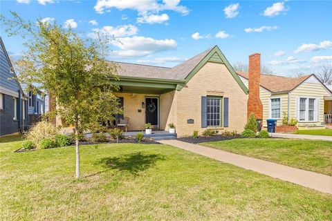 Photo of 4216 Locke Avenue, Fort Worth, TX 76107 (MLS # 21211524)