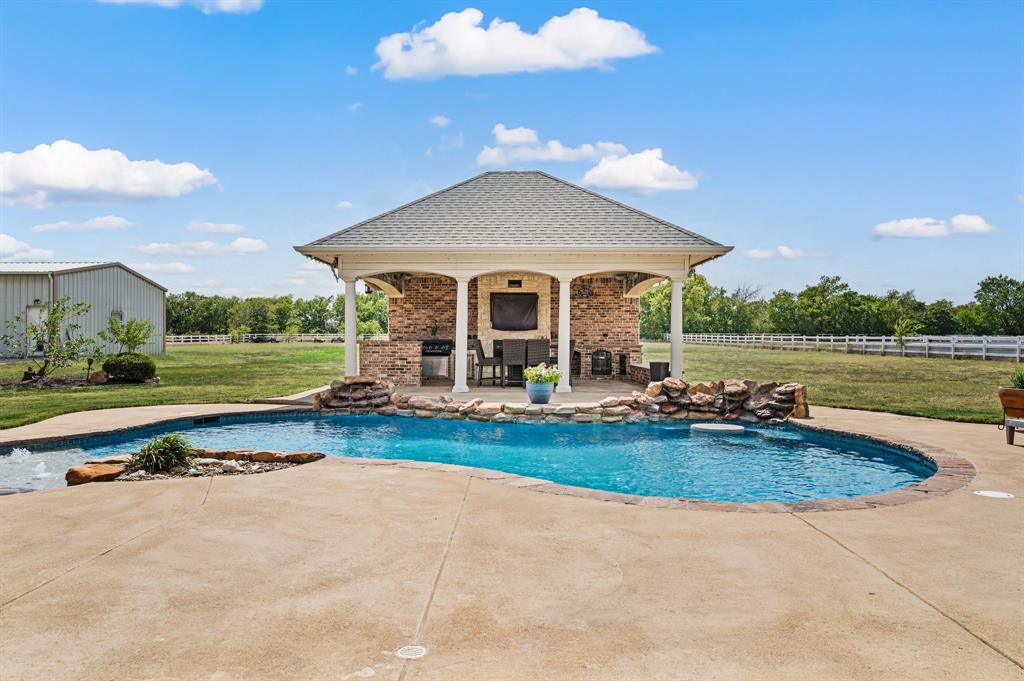 13425 Willow Creek Drive