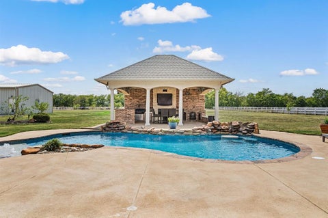 Photo of 13425 Willow Creek Drive, Haslet, TX 76052 (MLS # 21341639)