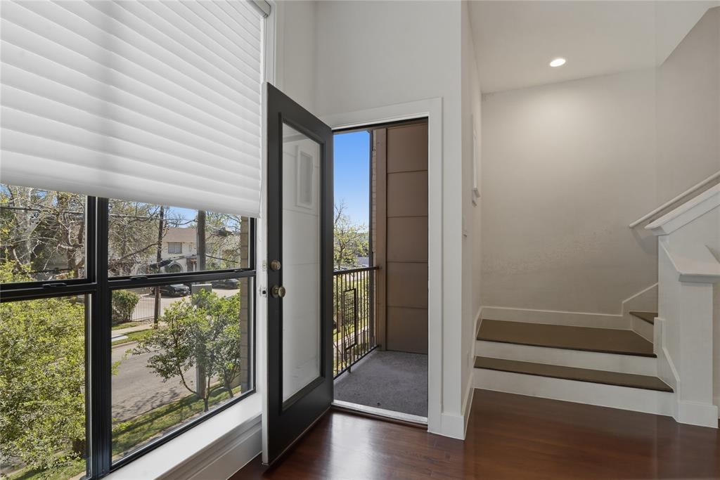 Palo Alto Condos - Residential