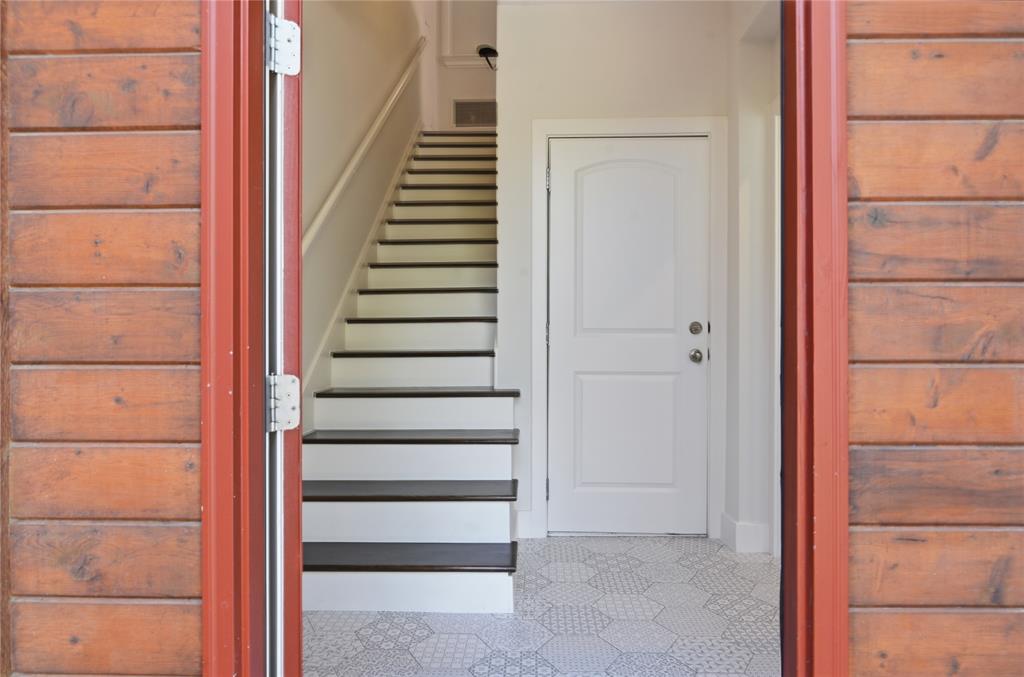 4211 Rawlins Street 530