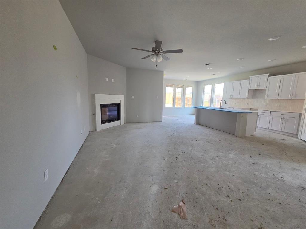 808 Silverleaf Drive