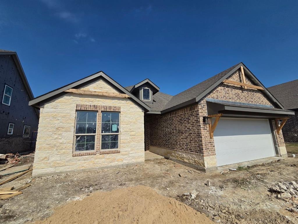 808 Silverleaf Drive