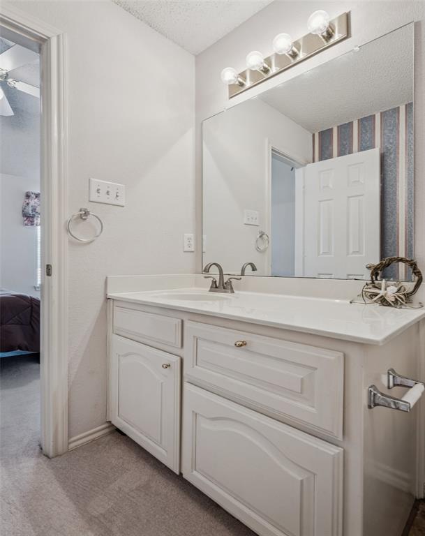 Fort Worth, Texas 76137, United States, 4 Bedrooms Bedrooms, ,4 BathroomsBathrooms,Residential,Active,161202