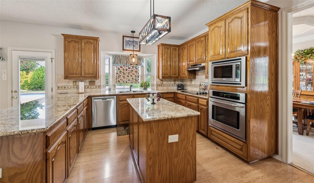 Fort Worth, Texas 76137, United States, 4 Bedrooms Bedrooms, ,4 BathroomsBathrooms,Residential,Active,161202