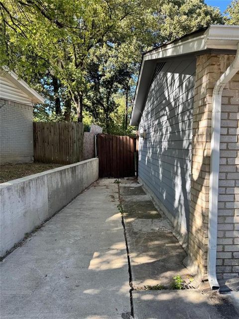 Tiny photo for 2441 Lindale Lane, Mesquite, TX 75149 (MLS # 21201155)