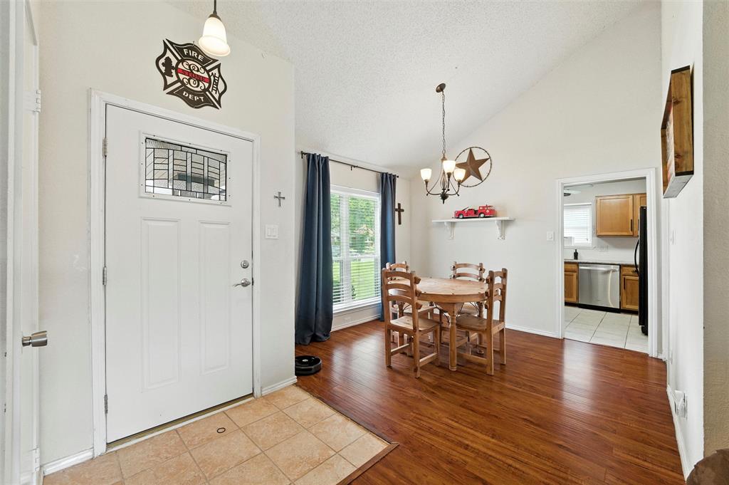 1613 Autumn Breeze Lane