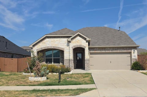 Photo of 3955 Bellingham Lane, Heartland, TX 75126 (MLS # 21396553)
