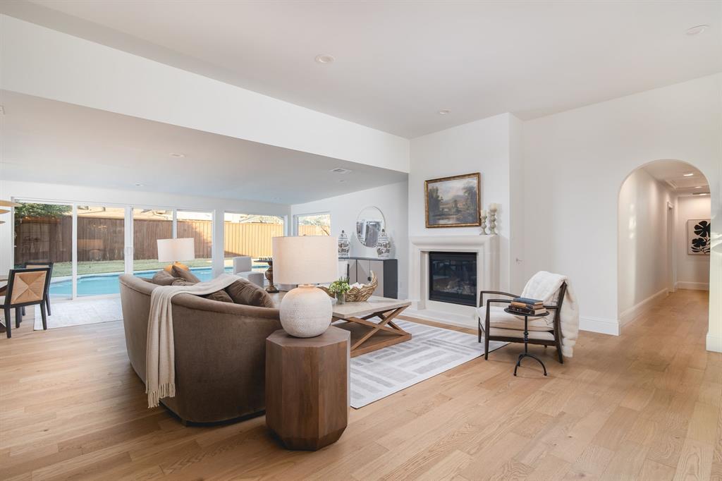 Forest Glen Sec 04 - Residential