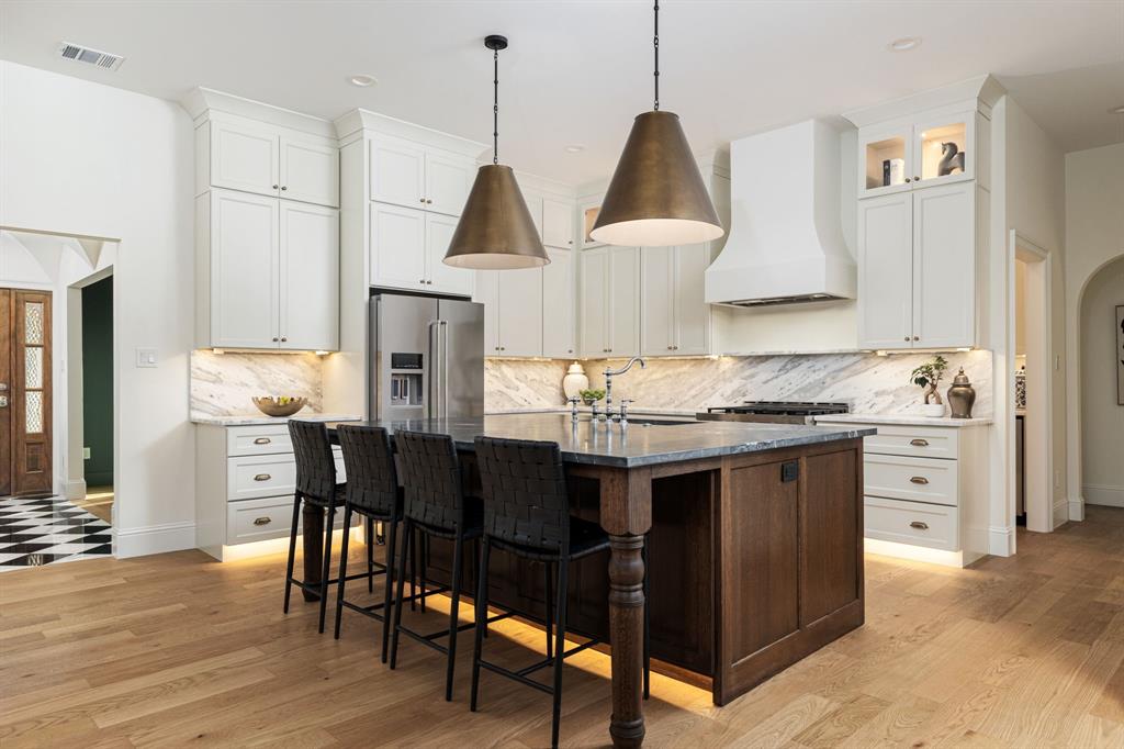 Forest Glen Sec 04 - Residential