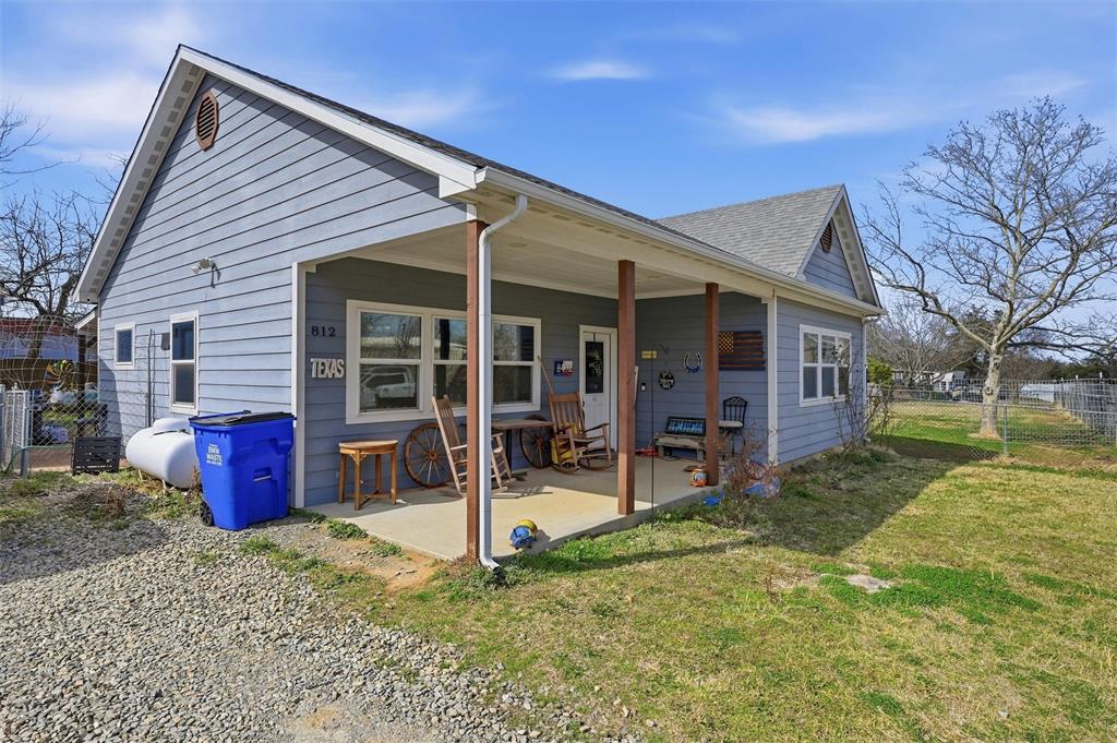 812 Quail Creek Circle