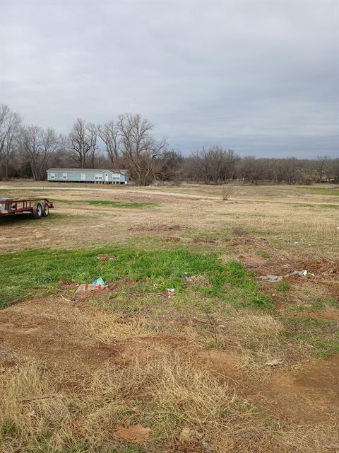 204 Private Road 3557 Paradise TX 76073