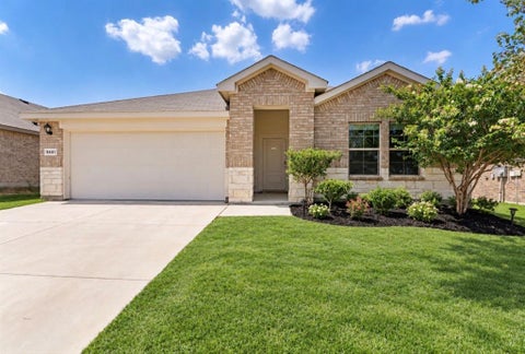 Photo of 9441 Firedog Drive, Fort Worth, TX 76131 (MLS # 21385390)