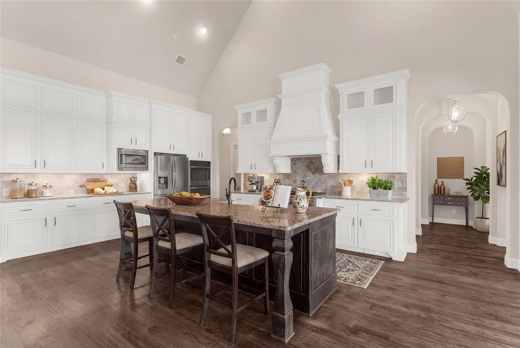 6403 Holbrook Circle