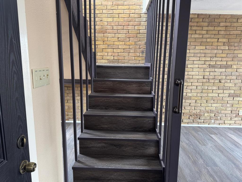 Las Brisas - Residential