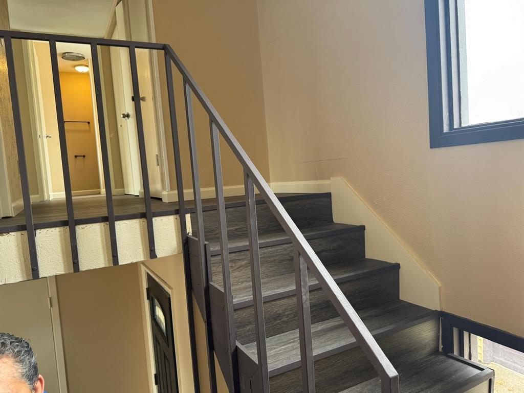 Las Brisas - Residential