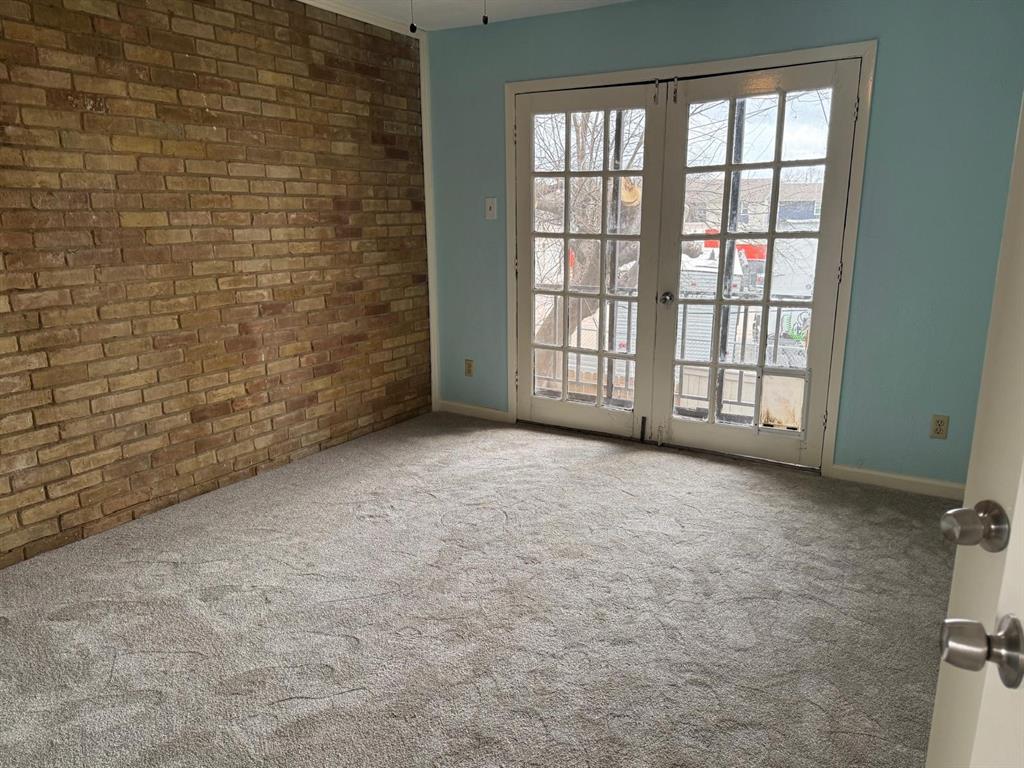 Las Brisas - Residential