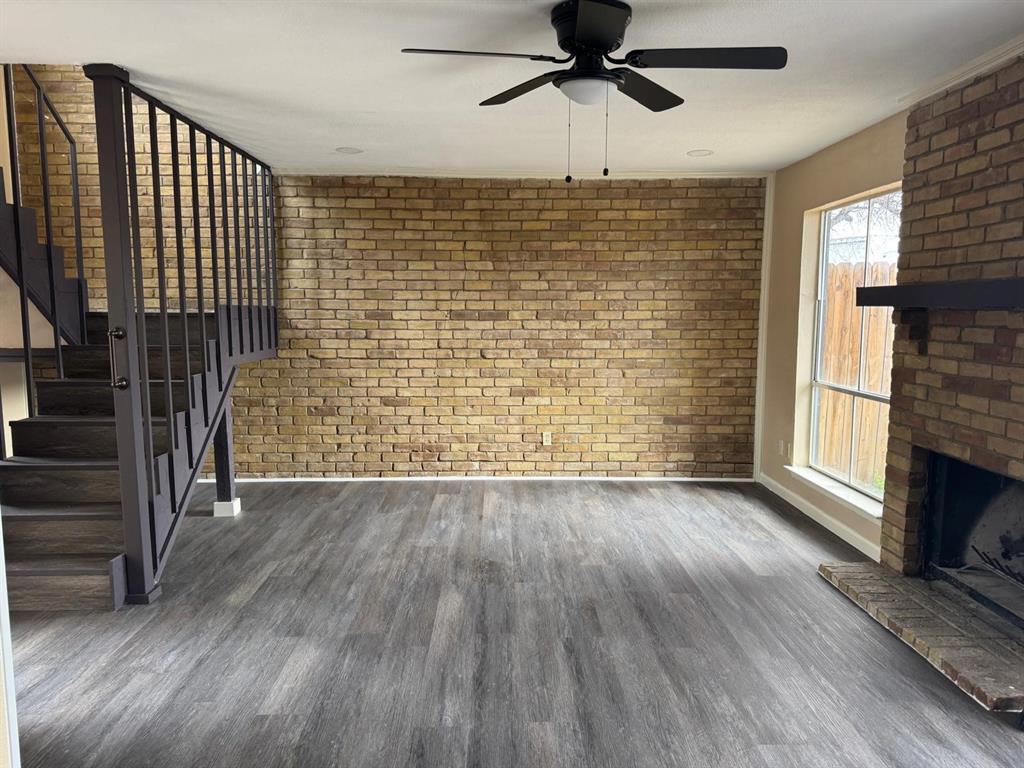 Las Brisas - Residential