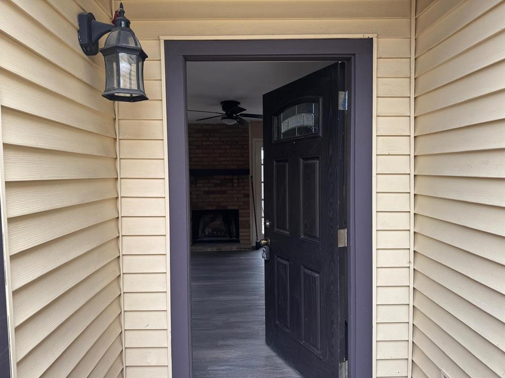 Las Brisas - Residential