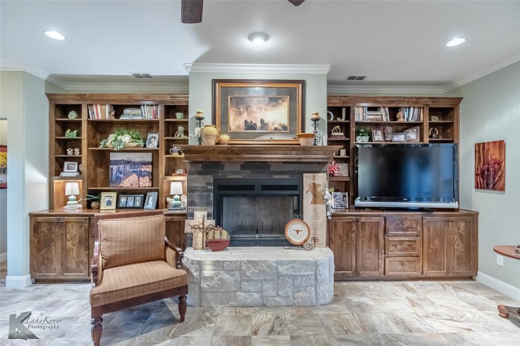 W E Vaughn - Residential