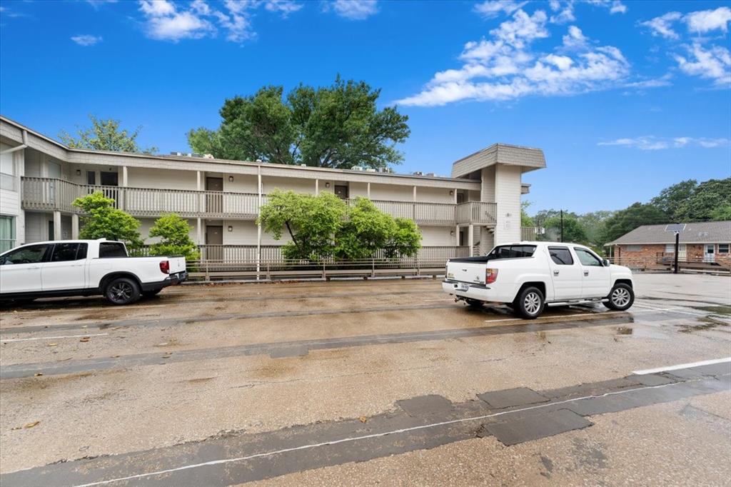 4859 Cedar Springs Road 241