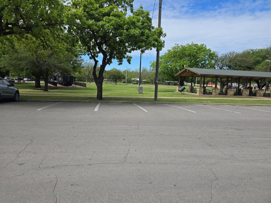 811 Hillsboro Street