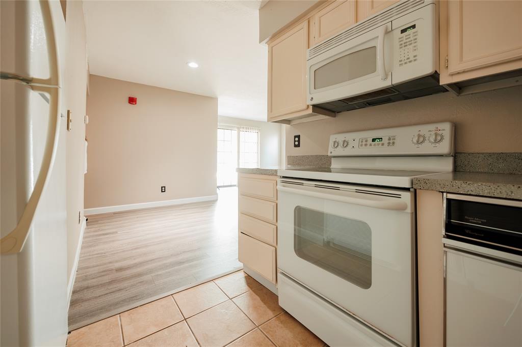 Faulkner Point 10-On Point - Residential