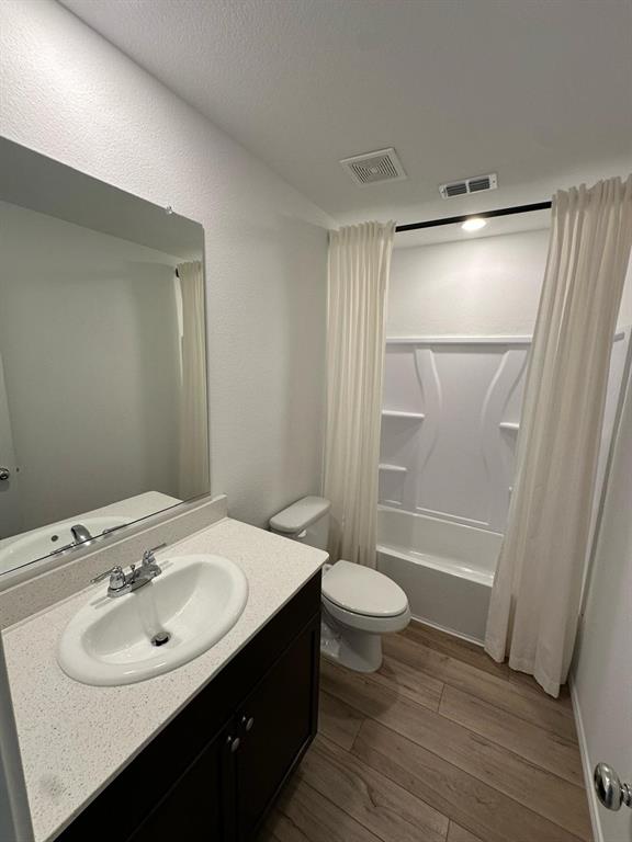 Singleton Villas Add - Residential Lease