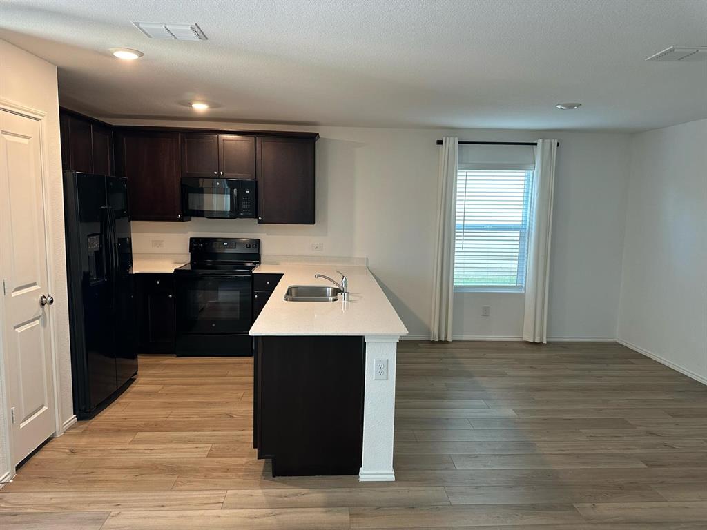 Singleton Villas Add - Residential Lease