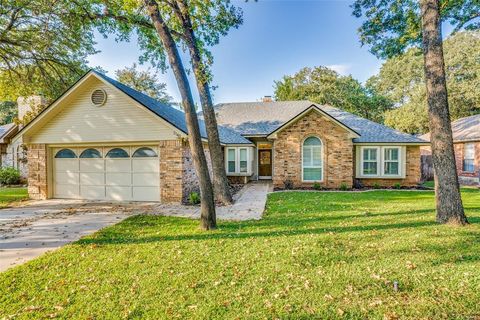 2140 S Winding Creek Drive Grapevine TX 76051