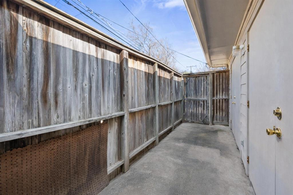 Country Club Heights - Residential