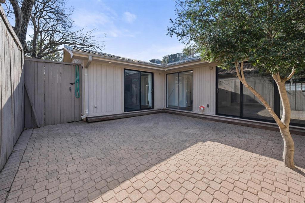 Country Club Heights - Residential